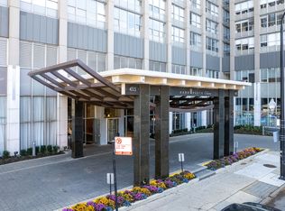 655 W Irving Park Rd #V87, Chicago, IL 60613