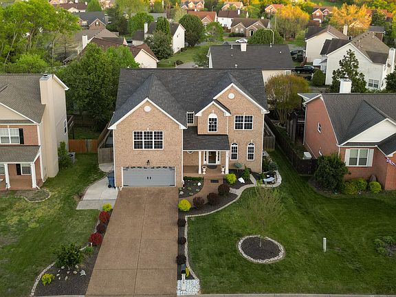 2nd image of 125 Paige Park Ln