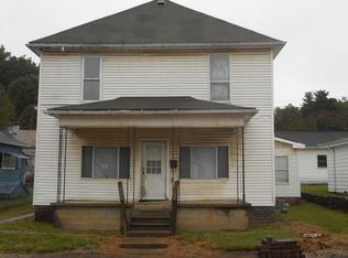 56 Spring St, Glouster, OH 45732