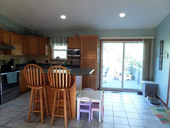 5th image of 3238 Madrona Ct