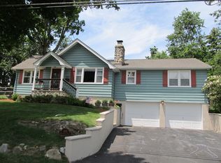485 W Shore Trl, Sparta, NJ 07871