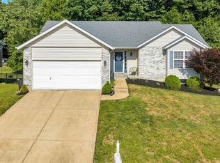 2353 Arkansas Dr, High Ridge, MO 63049