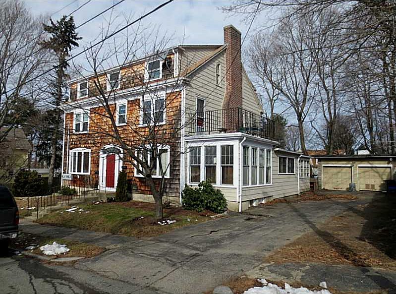 1st image of 11 Hawthorne Ave
