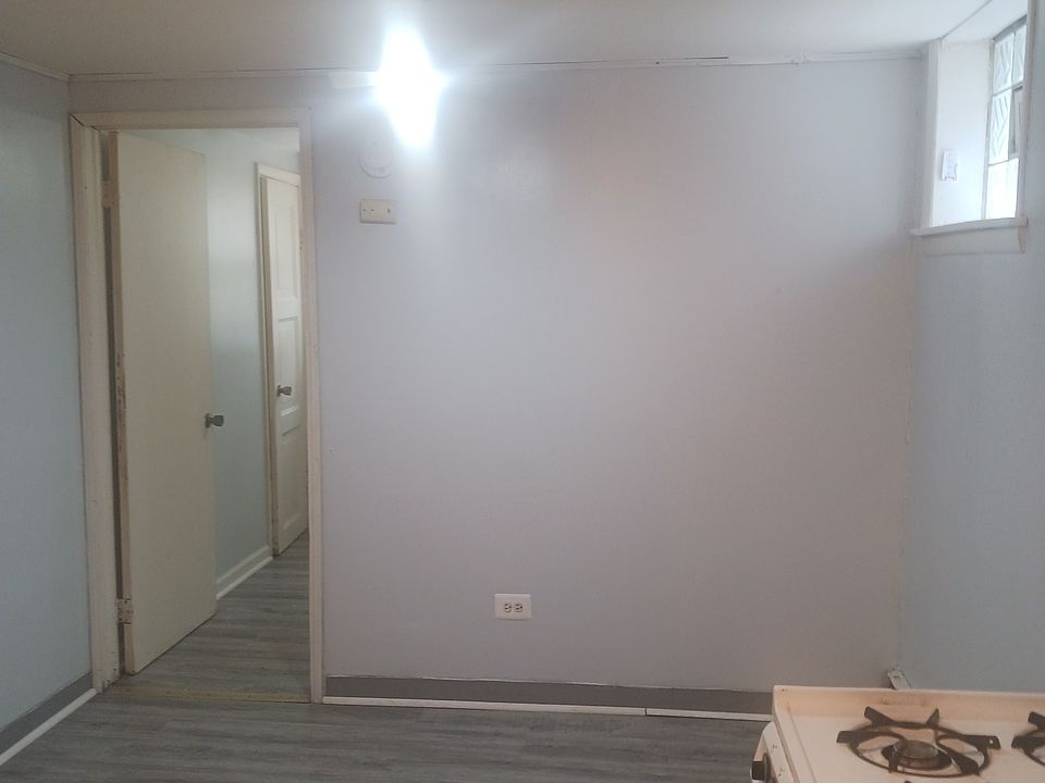 Building Photo 4