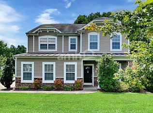 1933 Sterling Hill Dr, Fuquay Varina, NC 27526