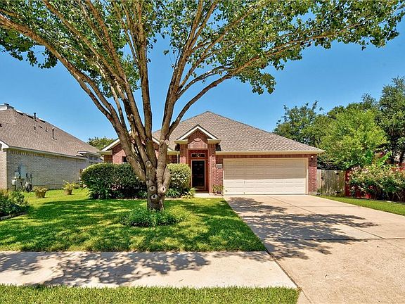 3rd image of 11009 Jockey Bluff Dr