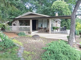518 Tomahawk Ave, Black Mountain, NC 28711