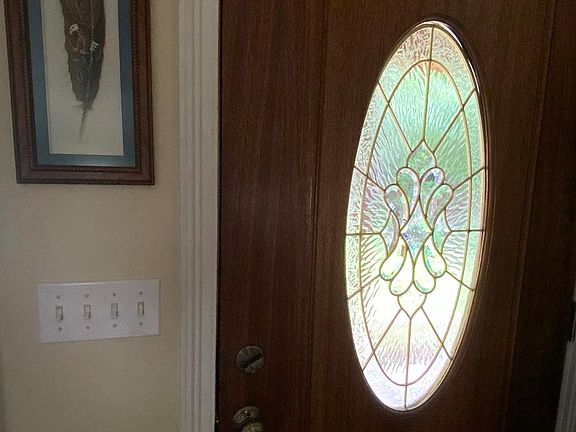 4th image of 1025 Miami Ln