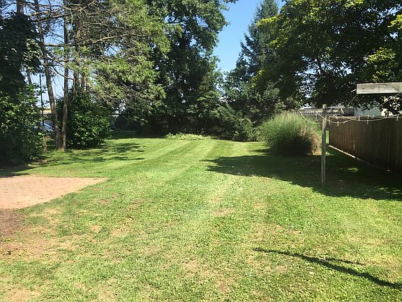 Private yard, brick patio
