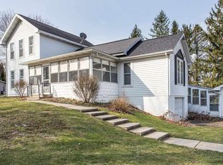 112 Mechanic St, Horton, MI 49246