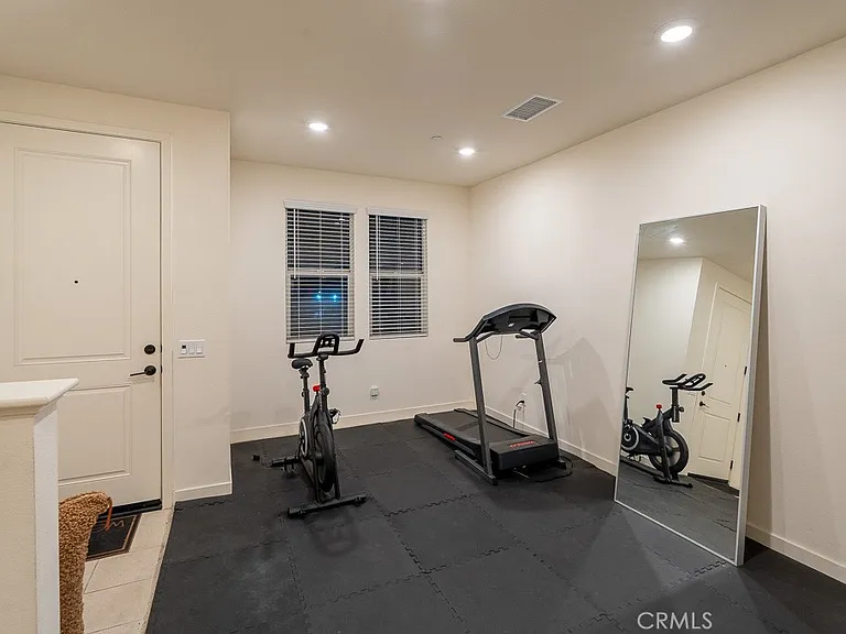 9869 Bria Ln — Photo 4