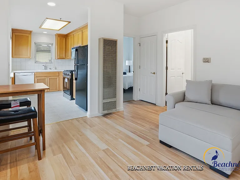 940 W Cliff Dr #ADU — Photo 7