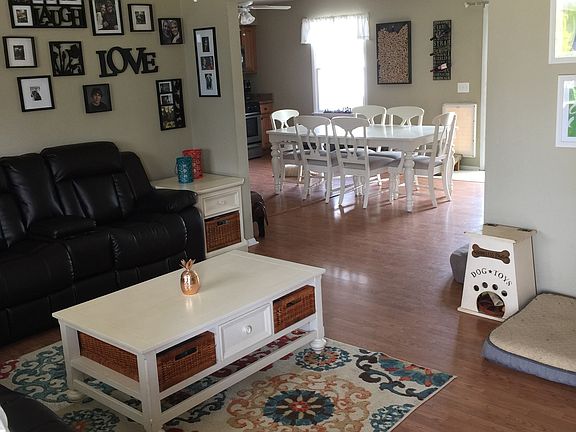 Family rm cathedral  ceiling