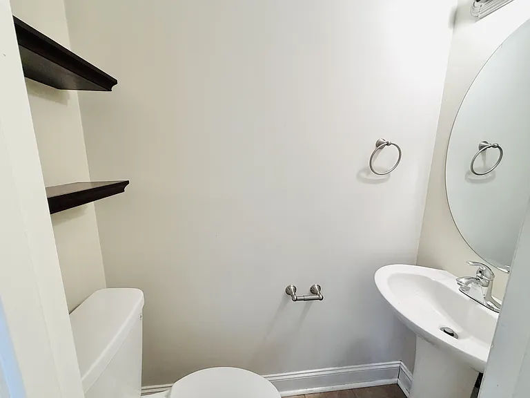 405 Harbison Blvd #1 — Photo 8