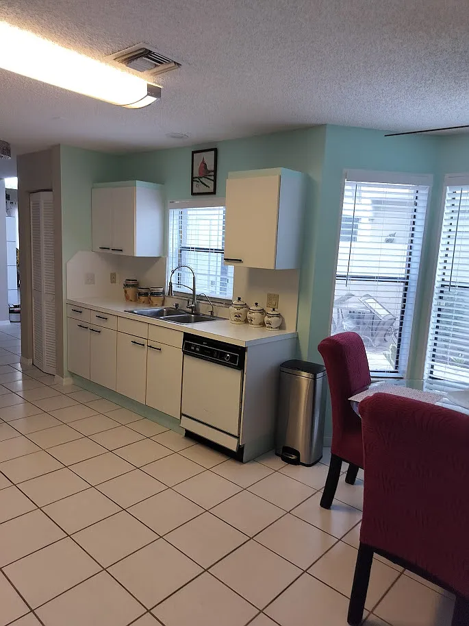 Monterey Cir, Delray Beach — Photo 4