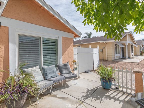 4th image of 27200 Coronado Way