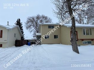 1038 12th Ave N, Regina, SK S4R7W5