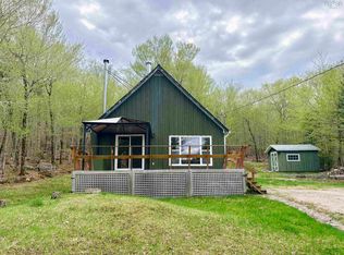 719 Gilberts Ln, Lunenburg, NS B0R 1A0
