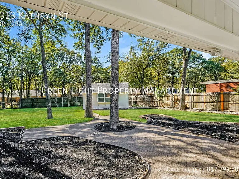 1313 Kathryn St — Photo 15