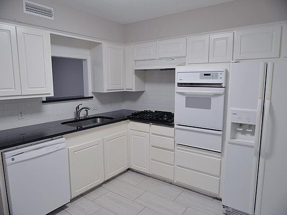 4th image of 3436 McFarlin Blvd APT B