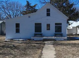 100 Adrian St, Seneca, NE 69161