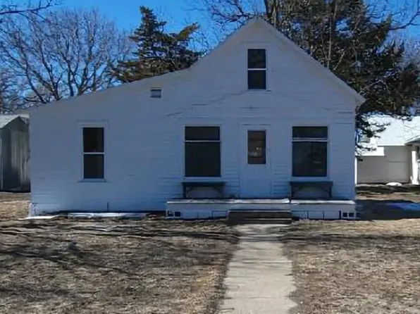 100 Adrian Street, Seneca, NE 69161