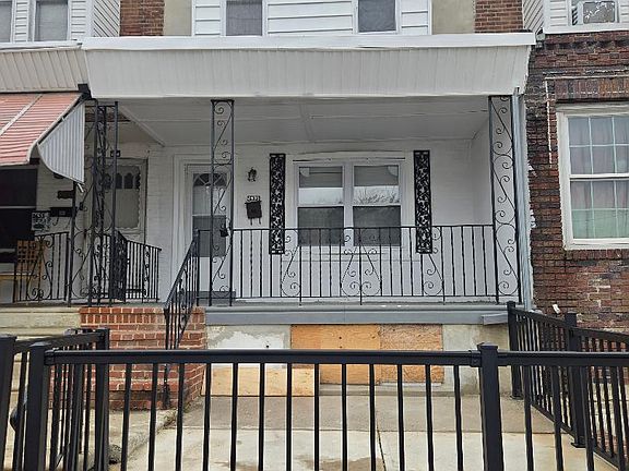 2nd image of 2635 S 70th St