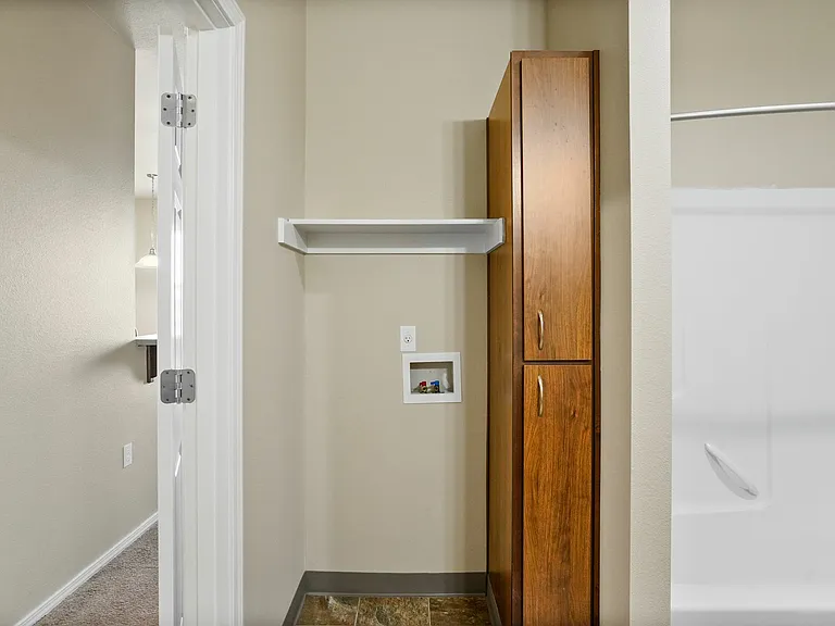Springbrook Ridge Apartments — Photo 19