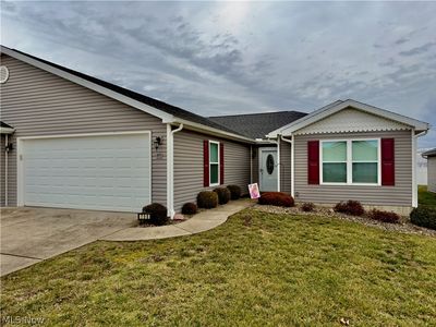 708 Oak Tree Ln, Belpre, OH, 45714
