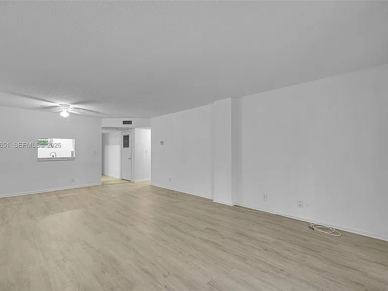 1200 NW 87th Ave #410 — Photo 7