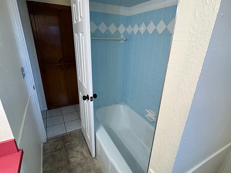 7720 S Miller Blvd — Photo 6