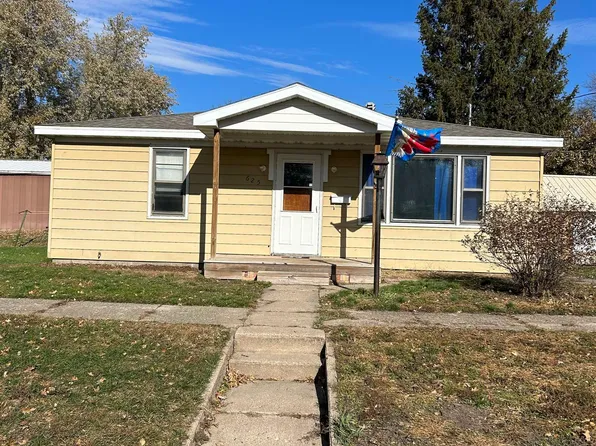 625 E Willow St, Pierce, NE 68767