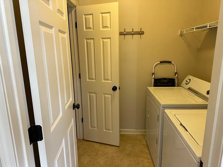 1019 Anchorage Rd — Photo 4