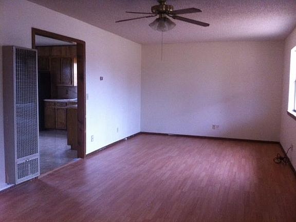 4th image of 700 S McClendon Ave
