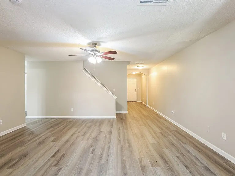 1146 Brookstone Rd — Photo 5