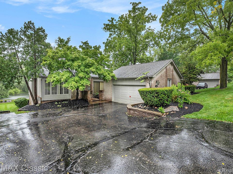 1st image of 2265 Cameo Lake Ct