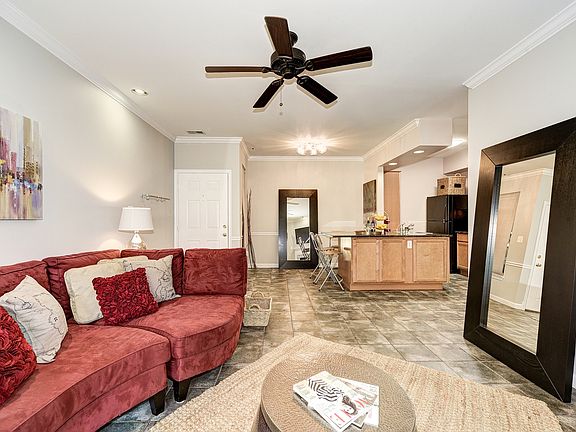 3rd image of 10838 Antigua Ter APT 104