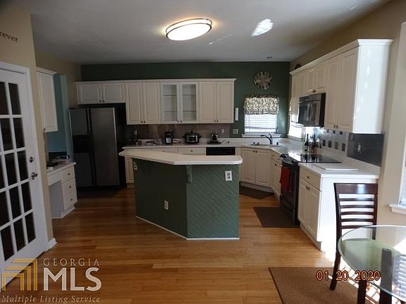 4th image of 2278 Holly Run Dr