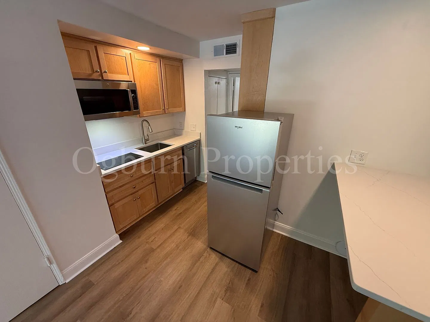 803001- MED FOUNDATION APTS — Photo 4