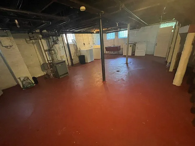 7931 Westmoreland Ave — Photo 3