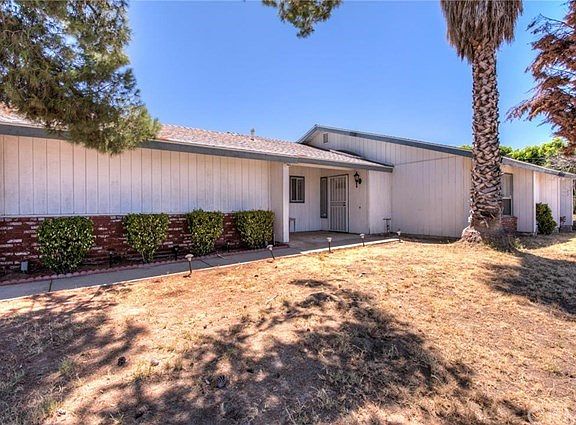 4th image of 2505 Grand Teton Ave