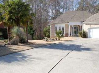 304 Lisa Ln, Acworth, GA 30102