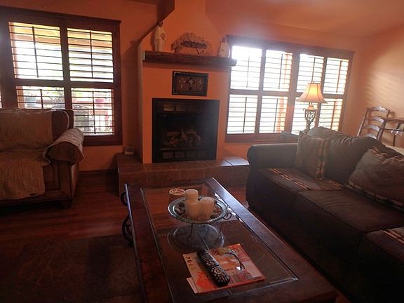 3rd image of 213 Maverick Ct