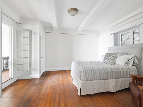 1 West 67th Street image 8 of 17