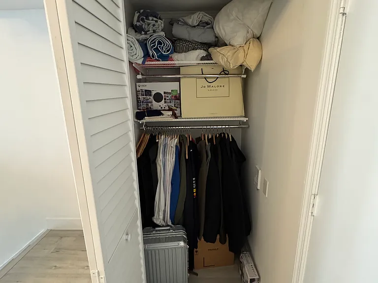 Secondary closet - Versatile secondary closet ideal for extra clothing, linens, or general storage_adding valuable functionality and helping keep your space organized and clutter-free.
