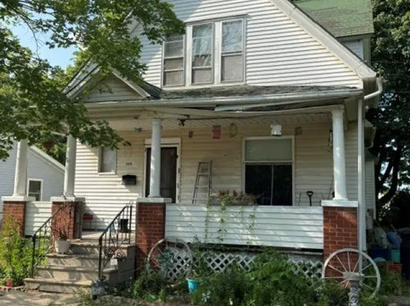 309 W Monroe St, Mount Pleasant, IA 52641