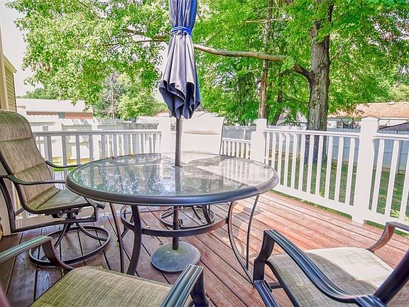5th image of 746 Annawan Ln