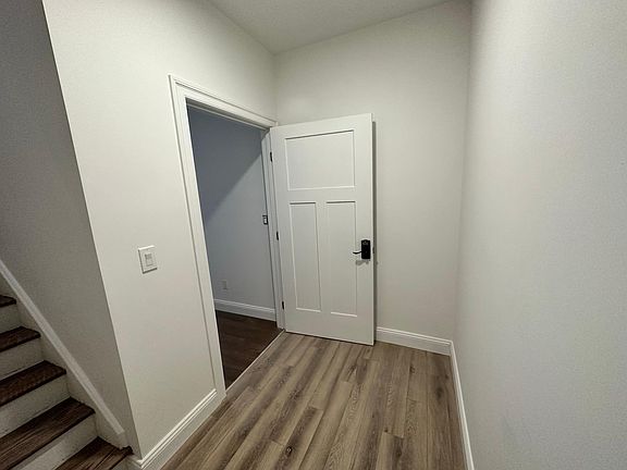 5th image of 37 Estherwood Ave APT 5