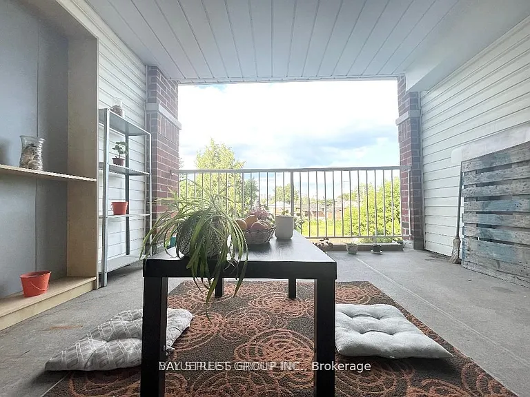 593 Kennedy Rd #4 — Photo 17