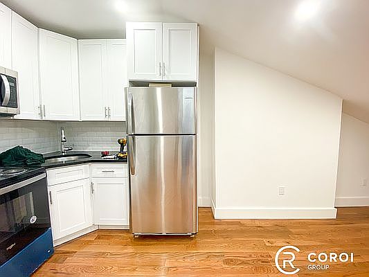 5th image of 1128 Lafayette Ave #4F